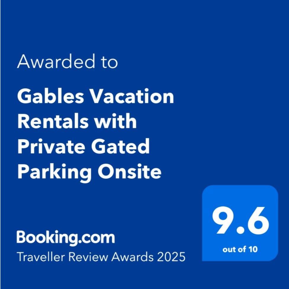 Gables Vacation Rentals With Private Gated Parking Onsite Knockpatrick Exterior photo